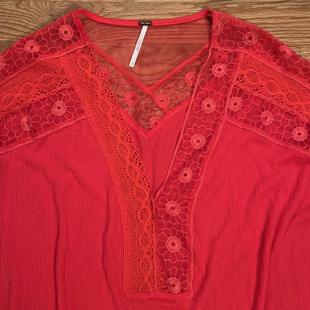 Free People Womens Lola Oversized Top Rose Crimson Red size small - Picture 5 of 10